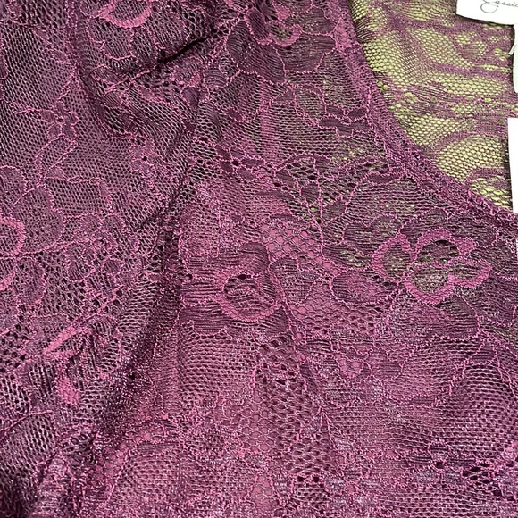 NWT - Jessica Simpson Maternity top - Picture 5 of 7